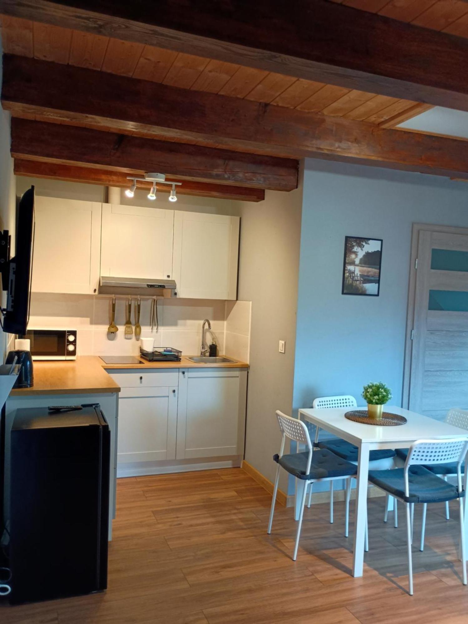 Mazurska Apartamenty Rydzewo Quarto foto