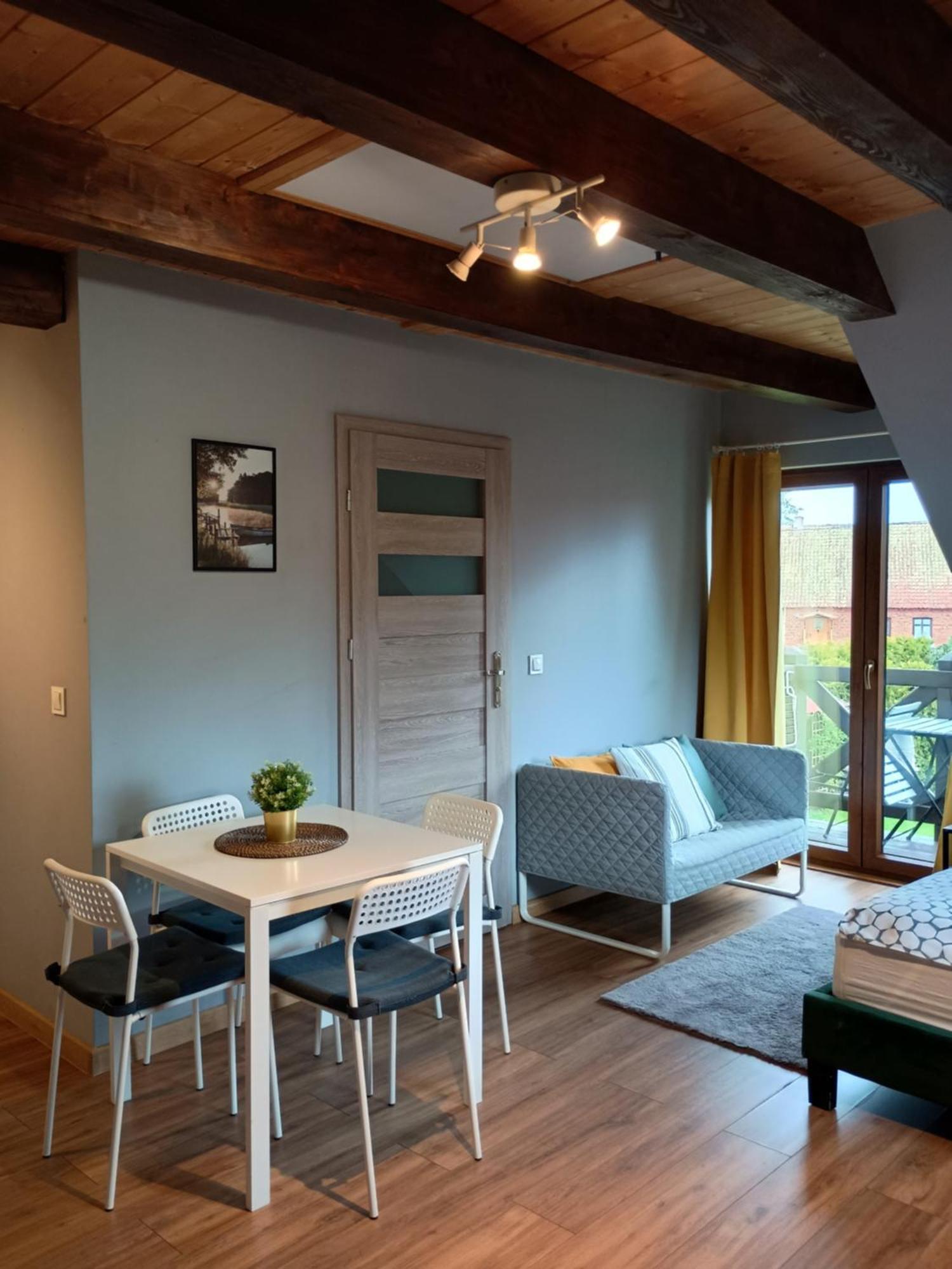 Mazurska Apartamenty Rydzewo Quarto foto